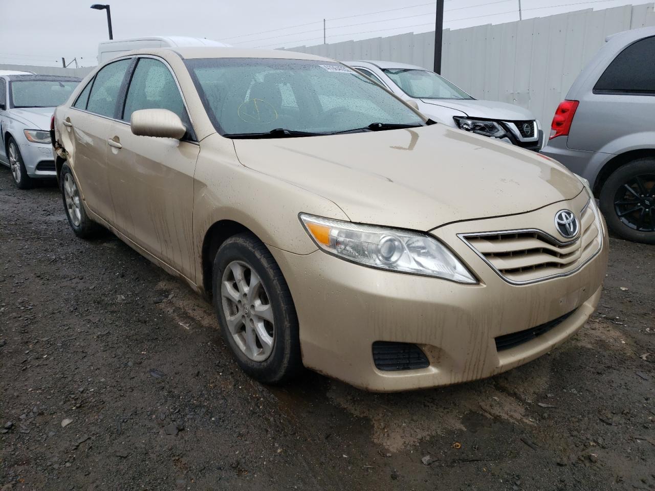 صورة رقم 1 من المزاد - 2011 TOYOTA CAMRY BASE مع VIN 4T1BF3EK8BU173372