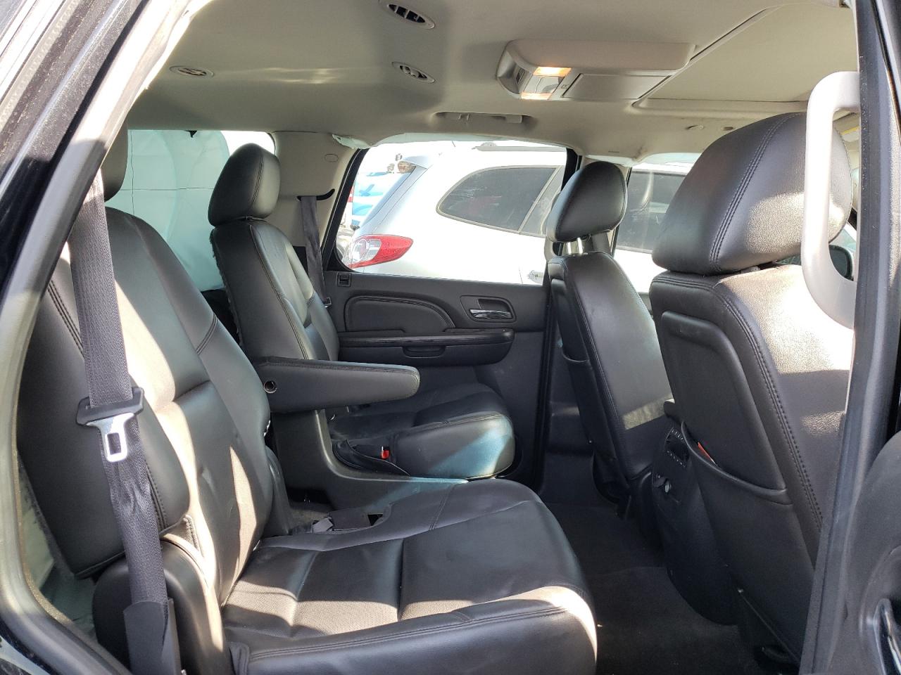 Photo 17 from auction – 2013 GMC YUKON DENA with VIN 1GKS2EEFXDR169932