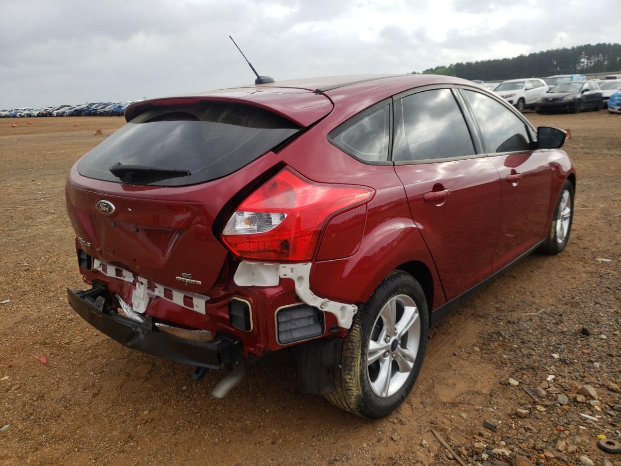 Photo 4 from auction – 2014 FORD FOCUS SE with VIN 1FADP3K26EL389820