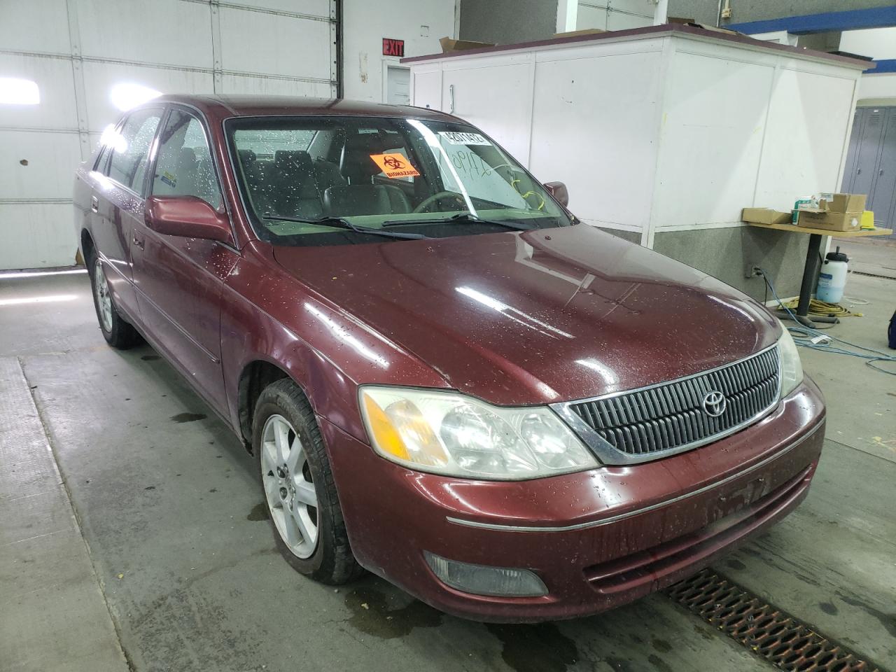 Photo 1 from auction – 2000 TOYOTA AVALON XL with VIN 4T1BF28B7YU094449