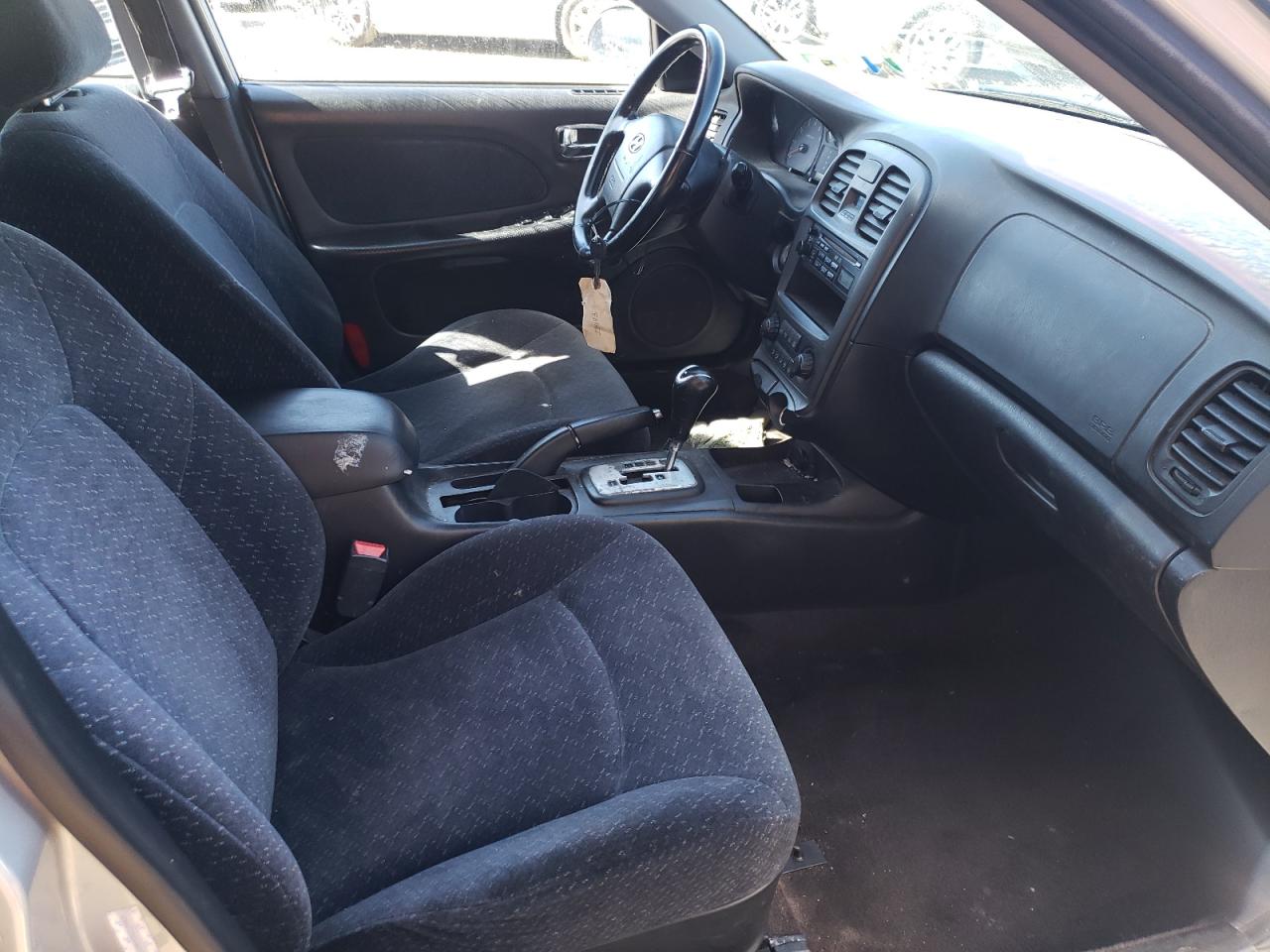 Photo 5 from auction – 2004 HYUNDAI SONATA GL with VIN KMHWF25S44A008970