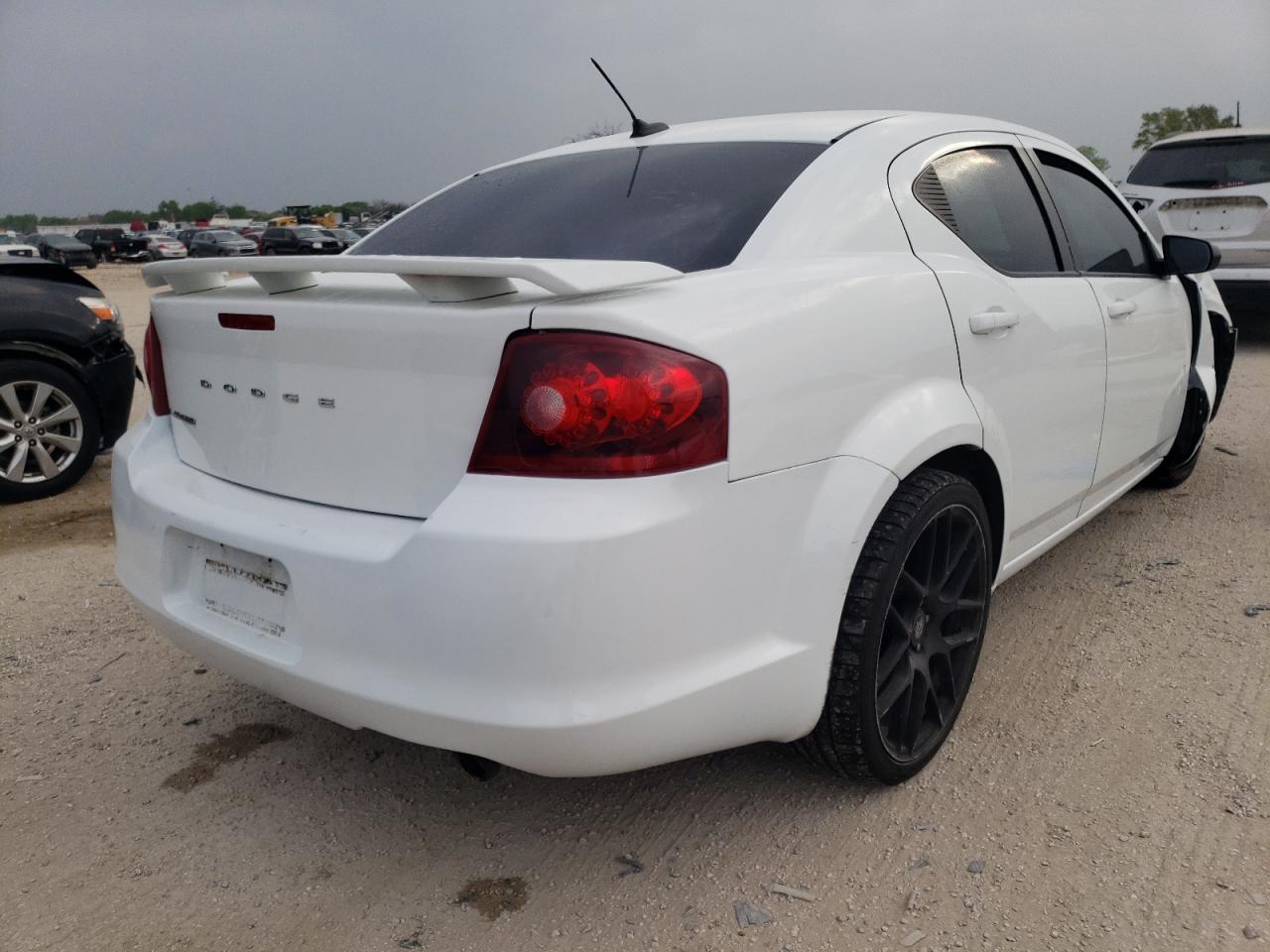 Photo 4 from auction – 2014 DODGE AVENGER SE with VIN 1C3CDZAG1EN139067