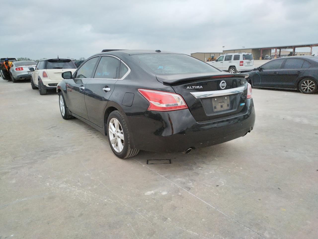 Photo 3 from auction – 2013 NISSAN ALTIMA 2.5 with VIN 1N4AL3AP0DN530055