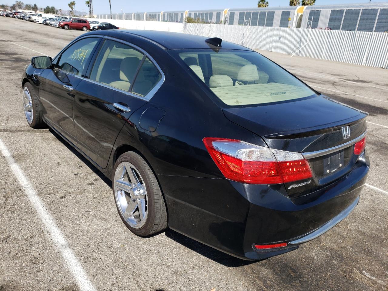 Photo 3 from auction – 2014 HONDA ACCORD PLU with VIN JHMCR5F70EC000511