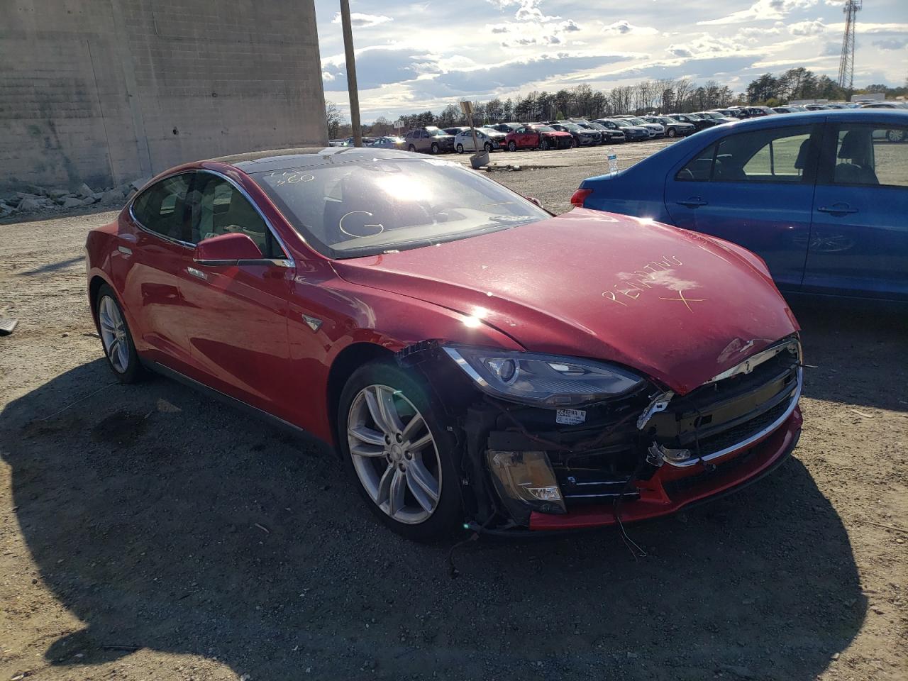 TESLA MODEL S 2016 with VIN 5YJSA1E27GF120931 - Photo from auction