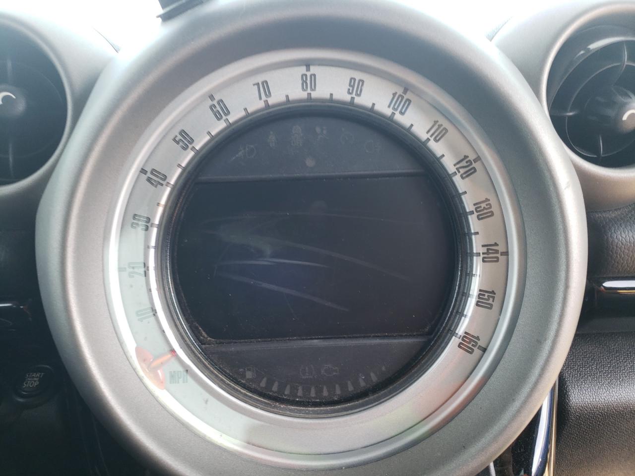 Photo 9 from auction – 2012 MINI COOPER S C with VIN WMWZC5C50CWM11531