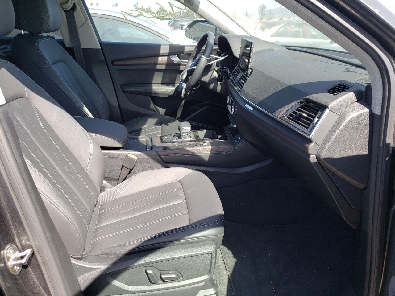 Photo 5 from auction – 2021 AUDI Q5 E PREMI with VIN WA1E2AFY5M2032384