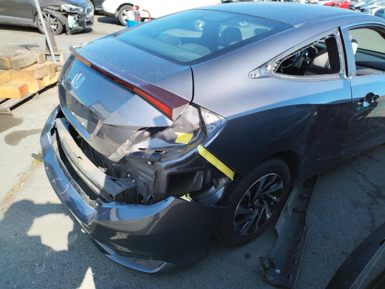 Photo 9 from auction – 2016 HONDA CIVIC LX with VIN 2HGFC4B09GH314789