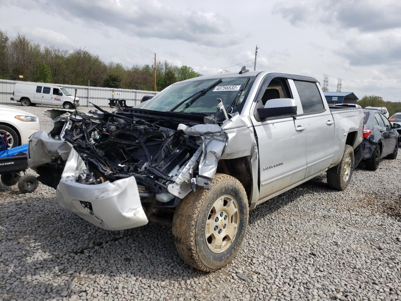 Photo 2 from auction – 2017 CHEVROLET SILVRK1500 with VIN 3GCUKREC4HG365503