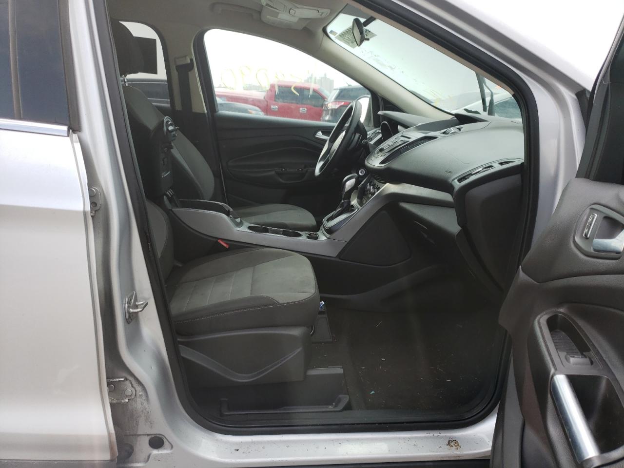 Photo 5 from auction – 2014 FORD ESCAPE SE with VIN 1FMCU0GX2EUB55455