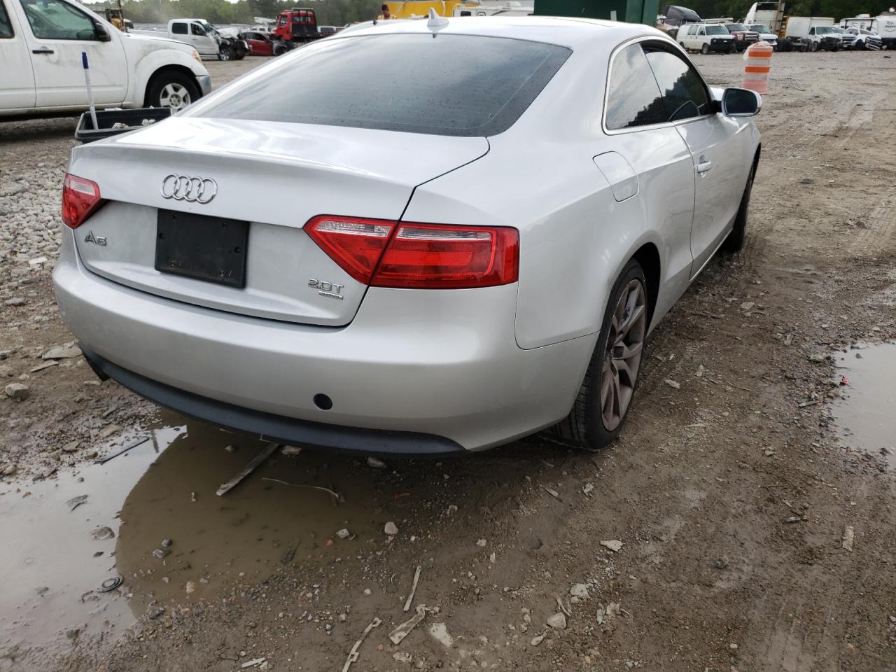 Photo 4 from auction – 2011 AUDI A5 PREMIUM with VIN WAUCFAFR5BA027972
