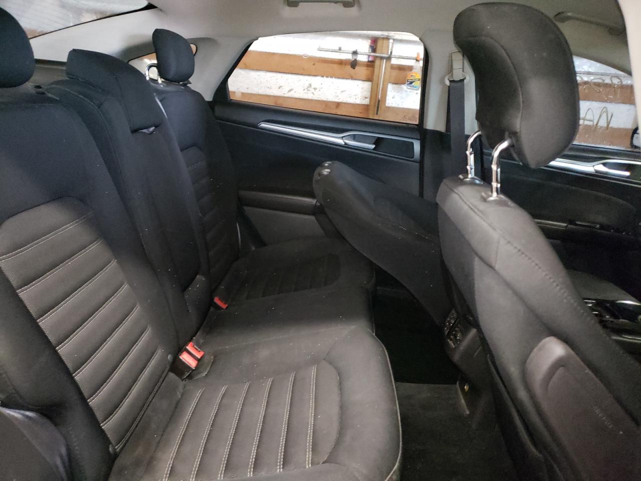 Photo 6 from auction – 2013 FORD FUSION SE with VIN 3FA6P0HR4DR256873