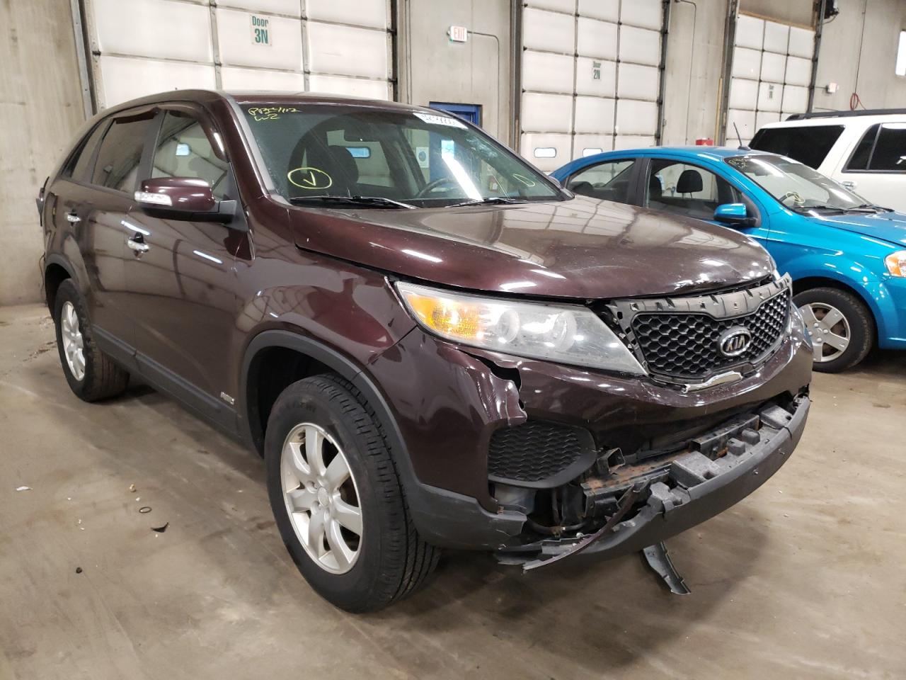 KIA SORENTO BA 2011 with VIN 5XYKTCA12BG004525 - Photo from auction