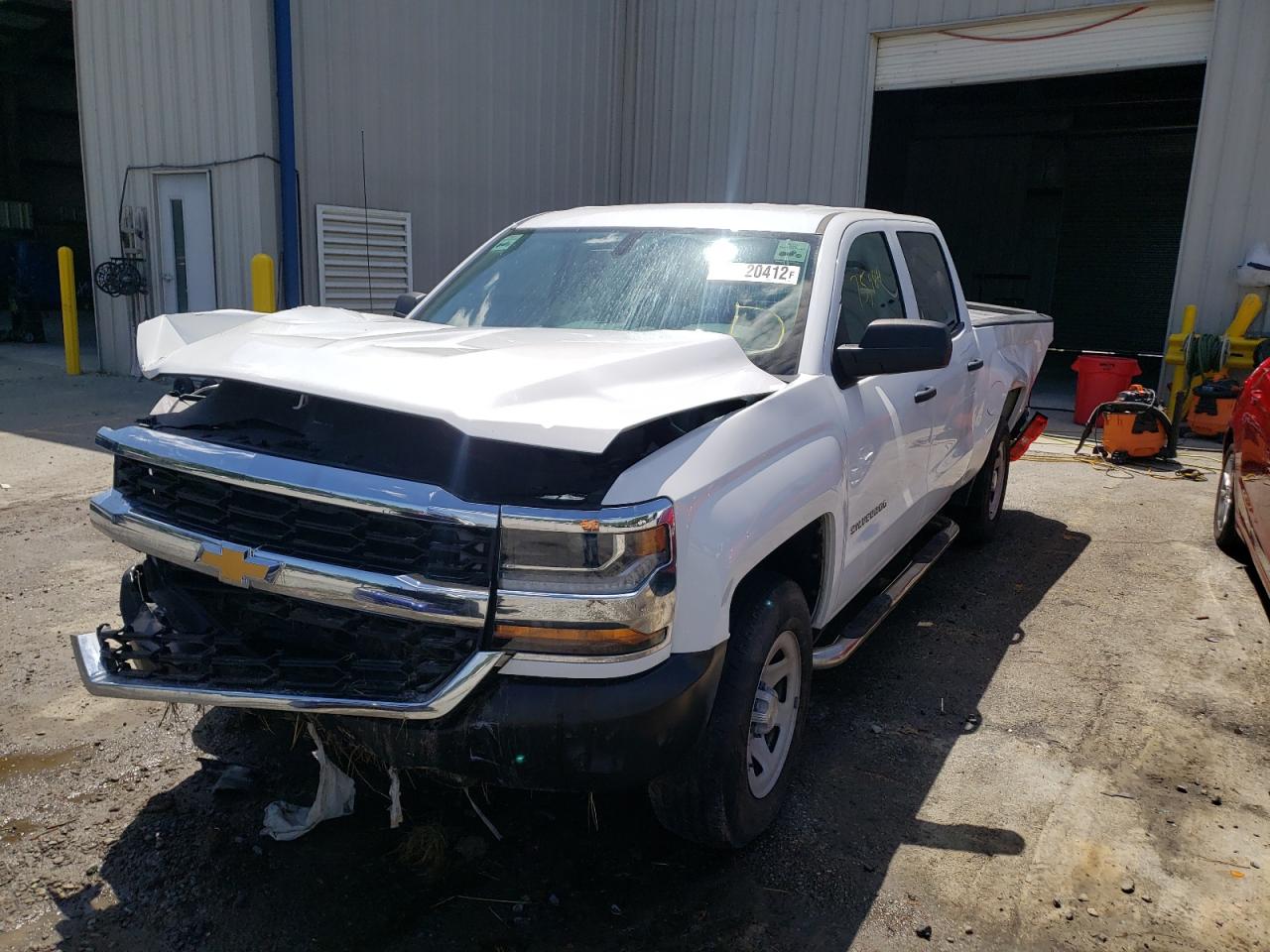 Photo 2 from auction – 2017 CHEVROLET SILVERADO with VIN 3GCPCNEC0HG260511