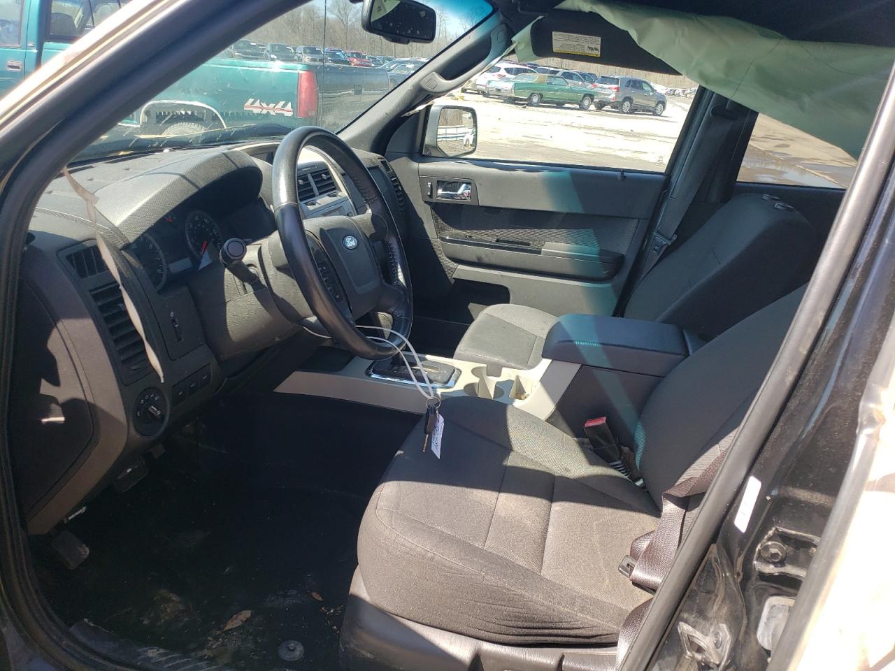 Photo 5 from auction – 2012 FORD ESCAPE XLT with VIN 1FMCU9DG5CKB56178