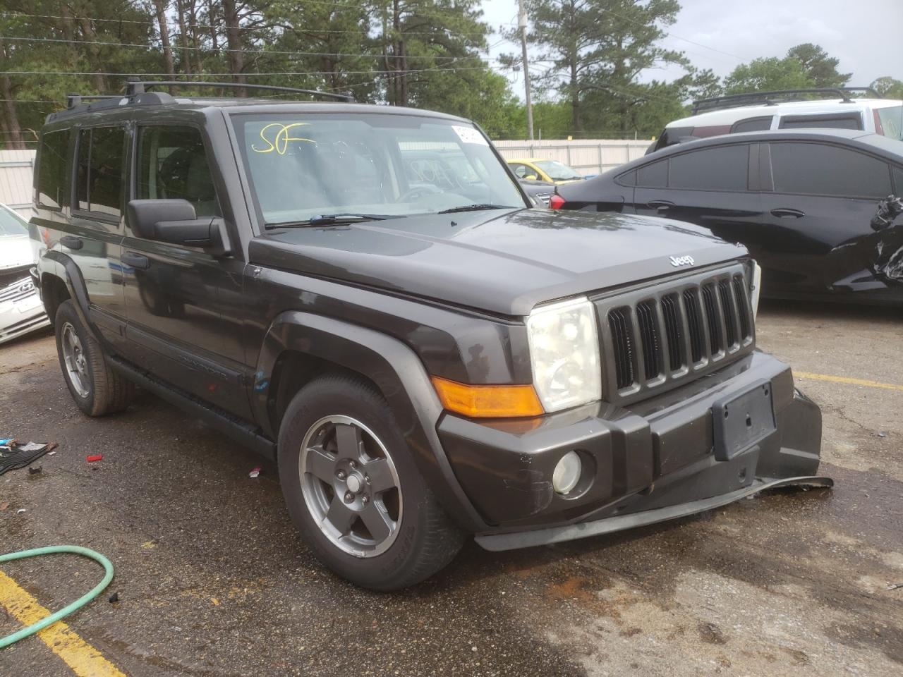 JEEP COMMANDER 2006 with VIN 1J8HG48N26C131565 - Photo from auction