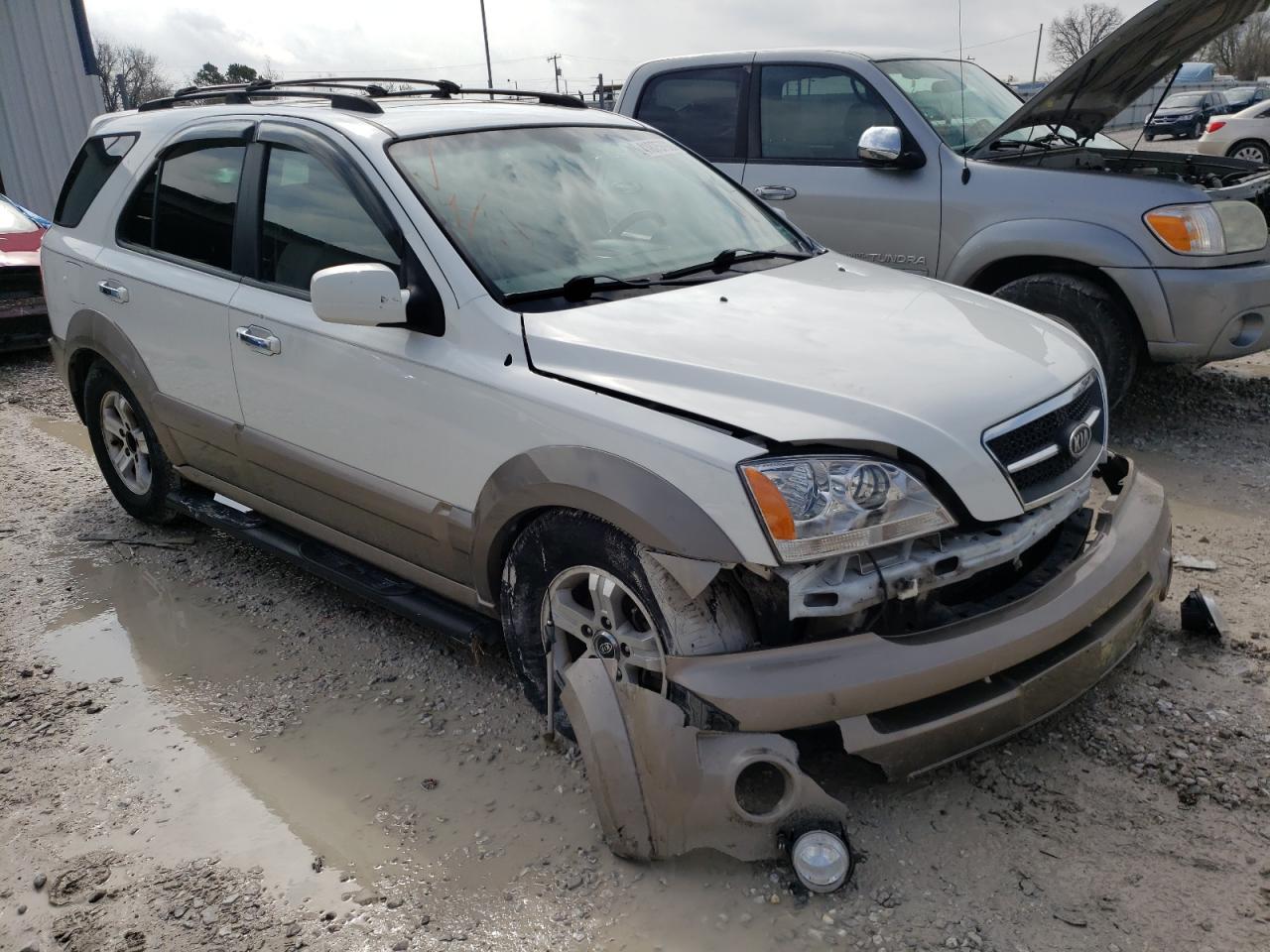 Photo 1 from auction – 2004 KIA SORENTO EX with VIN KNDJC733245263223