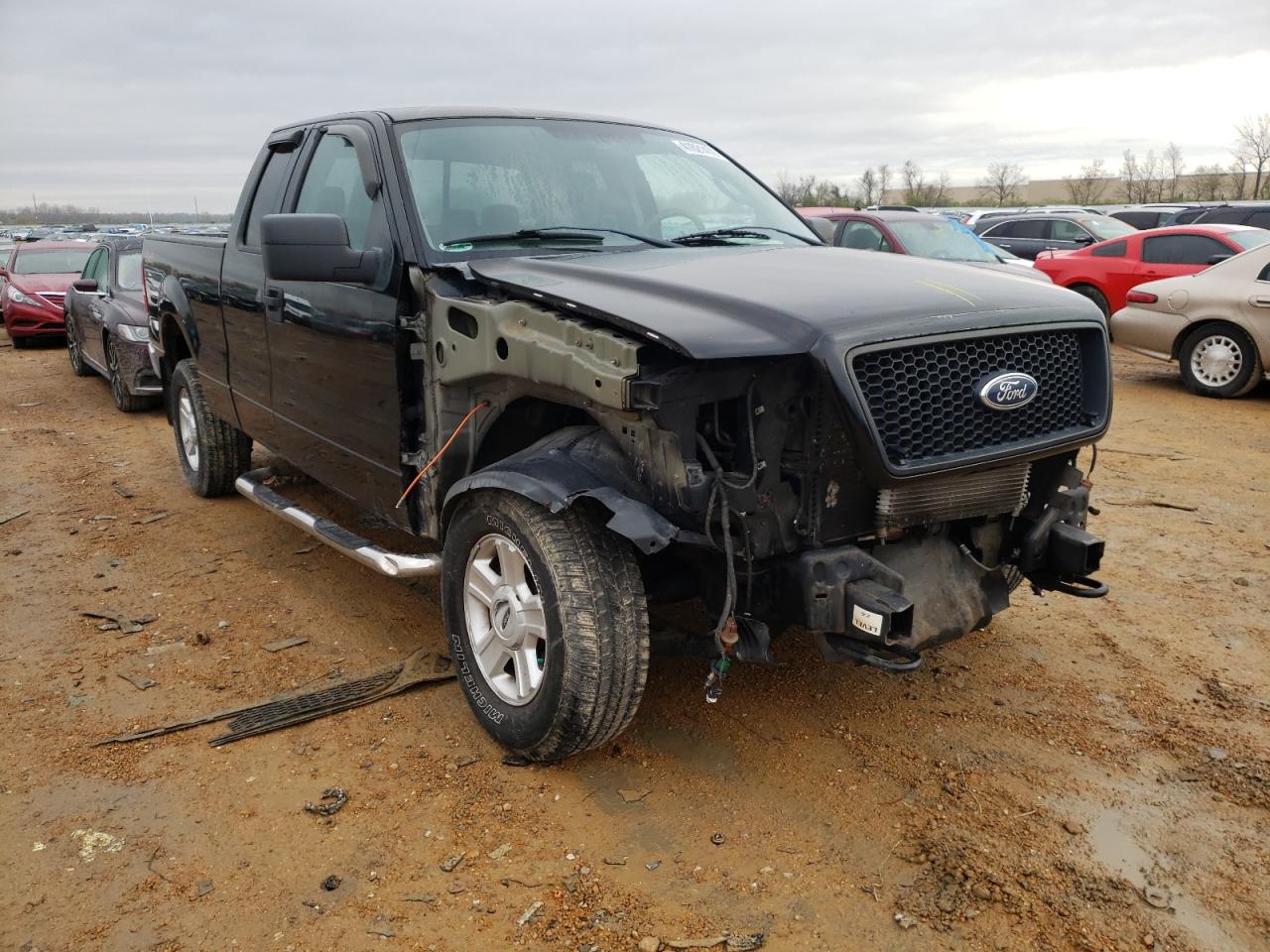 FORD F150 2004 مع رقم تعريف المركبة 1FTPX14534NC73528 - صورة من المزاد