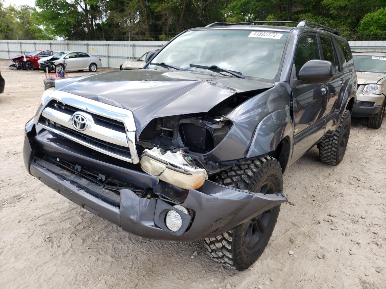 صورة رقم 2 من المزاد - 2006 TOYOTA 4RUNNER SR مع VIN JTEZU14RX68050033