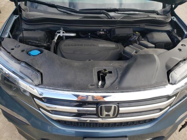 Photo 7 from auction – 2017 HONDA PILOT TOUR with VIN 5FNYF6H95HB081128