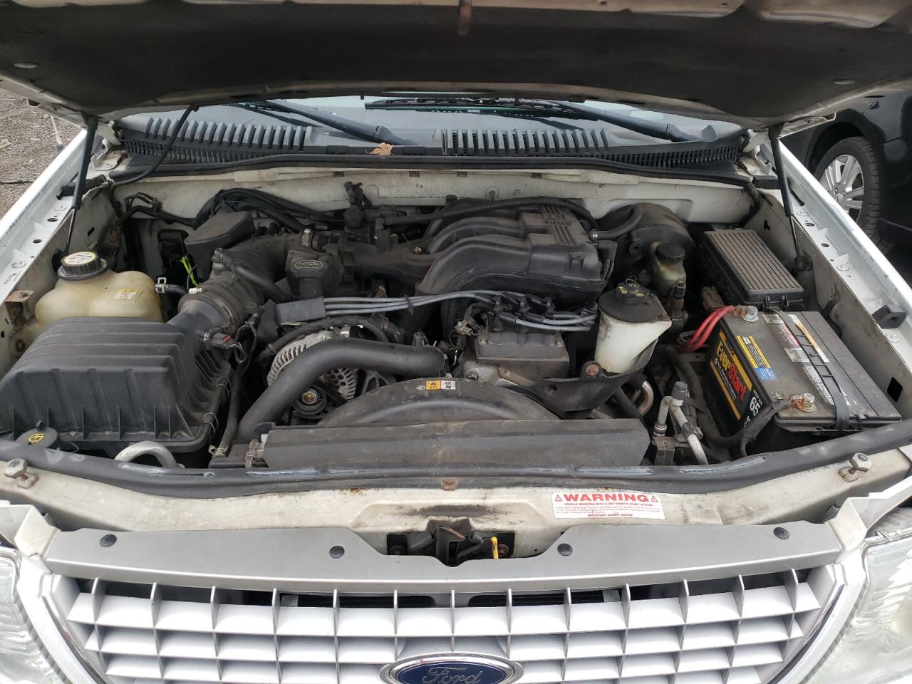Photo 7 from auction – 2004 FORD EXPLORER with VIN 1FMZU73E24UB47149