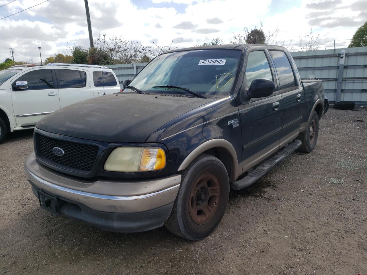 Photo 2 from auction – 2002 FORD F150 SUPER with VIN 1FTRW07672KD39796