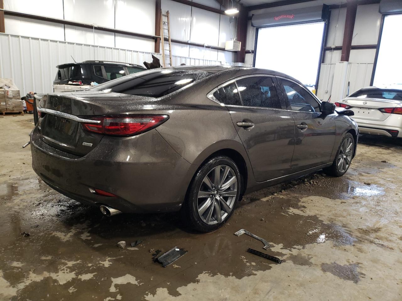 Photo 4 from auction – 2018 MAZDA 6 TOURING with VIN JM1GL1VM3J1307553