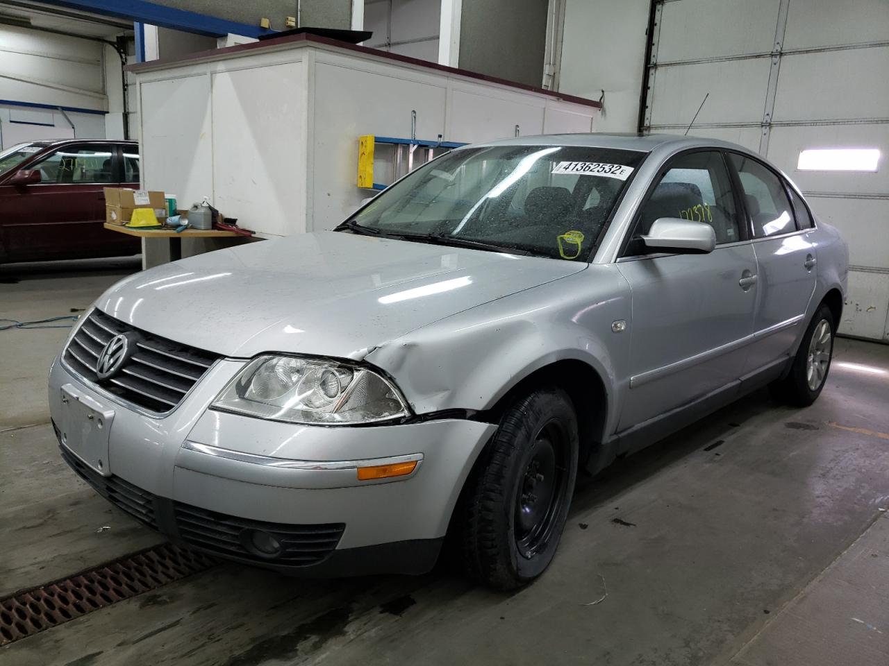 Photo 2 from auction – 2003 VOLKSWAGEN PASSAT GLS with VIN WVWPD63B53P246055