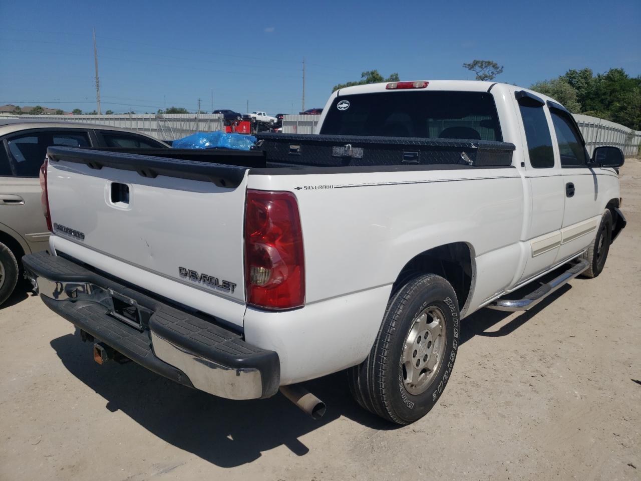 Photo 4 from auction – 2003 CHEVROLET SILVERADO with VIN 2GCEC19T731378583