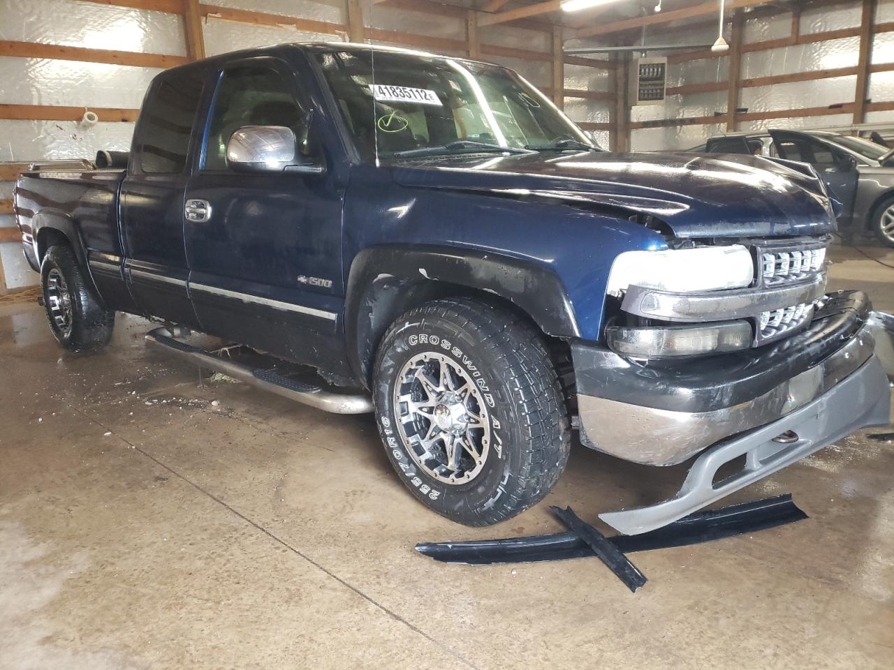 CHEVROLET SILVERADO 2002 with VIN 2GCEC19T121332049 - Photo from auction
