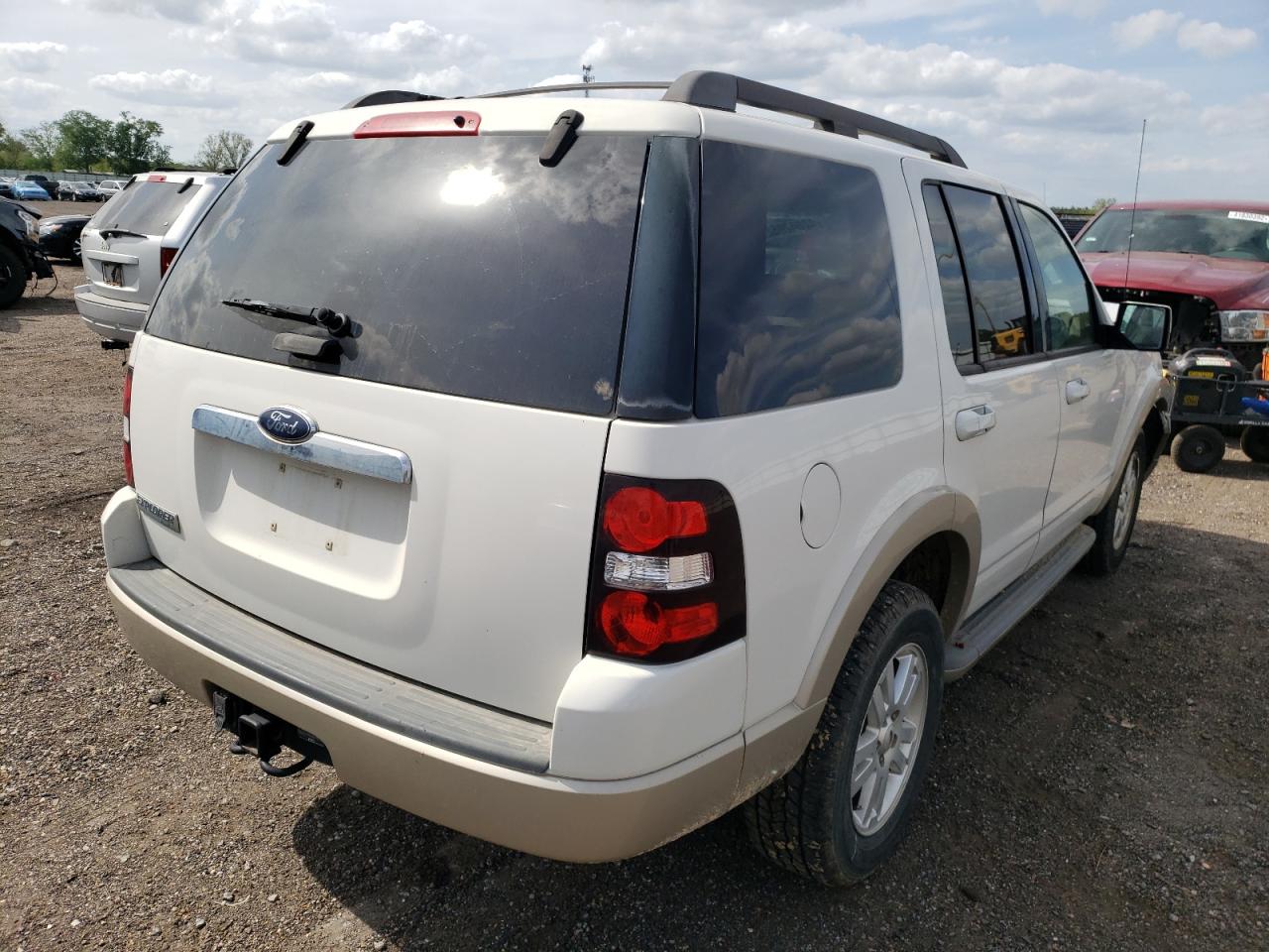 Photo 4 from auction – 2009 FORD EXPLORER E with VIN 1FMEU64E89UA33221
