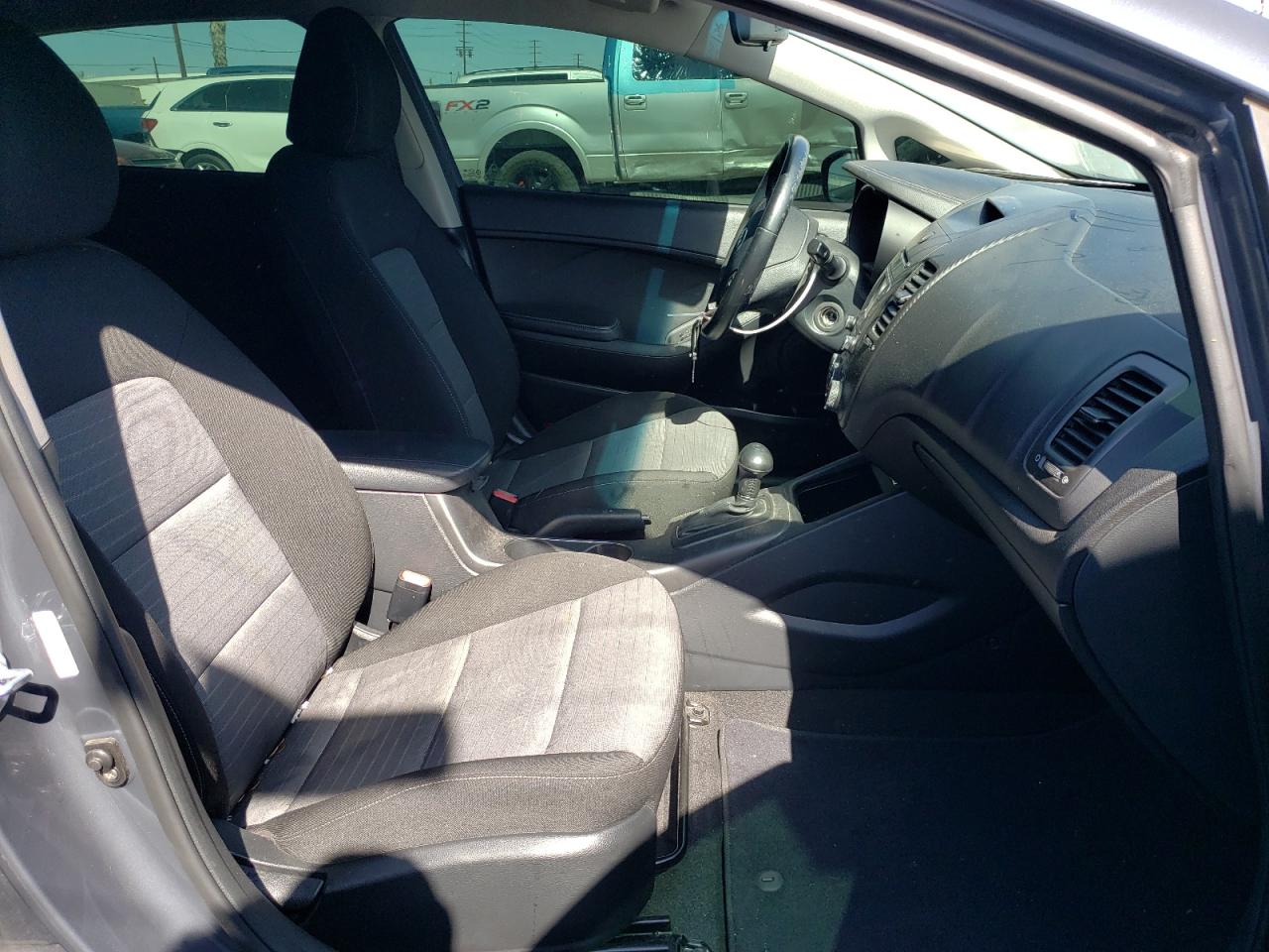 صورة رقم 5 من المزاد - 2016 KIA FORTE EX مع VIN KNAFX5A86G5547355