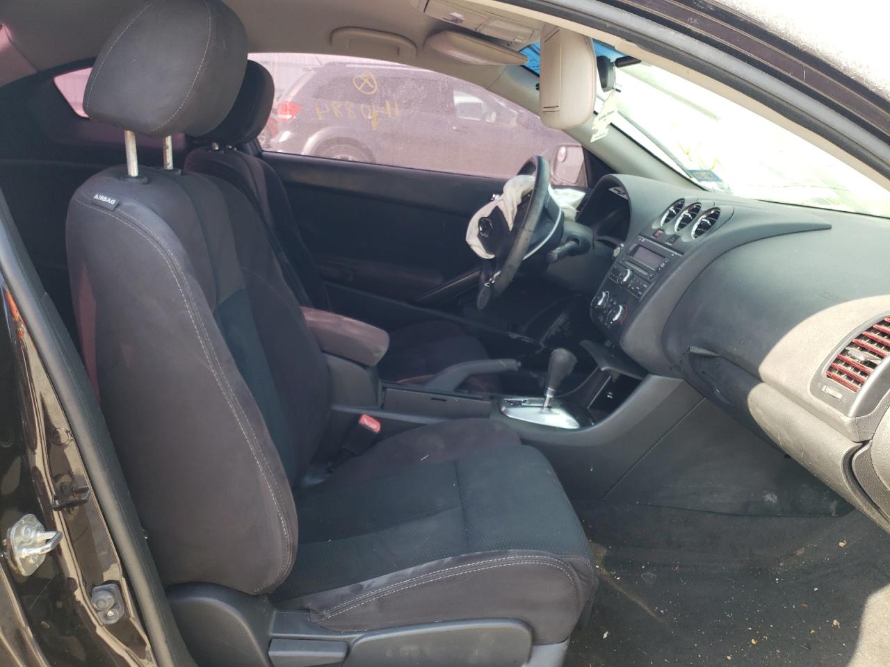 Photo 5 from auction – 2011 NISSAN ALTIMA S with VIN 1N4AL2EPXBC140884