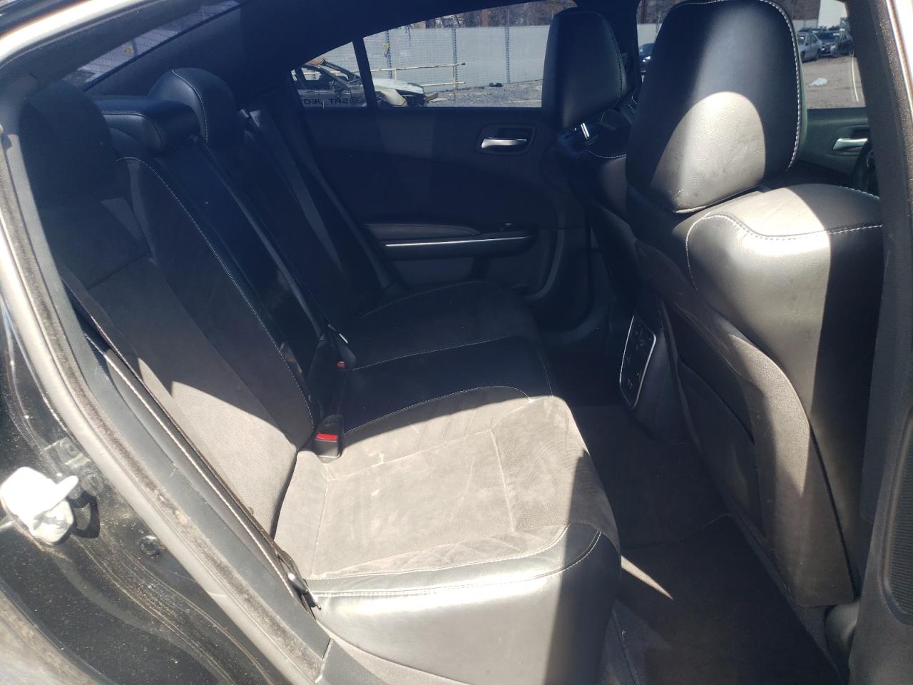 Photo 16 from auction – 2015 DODGE CHARGER SR with VIN 2C3CDXEJ3FH892720