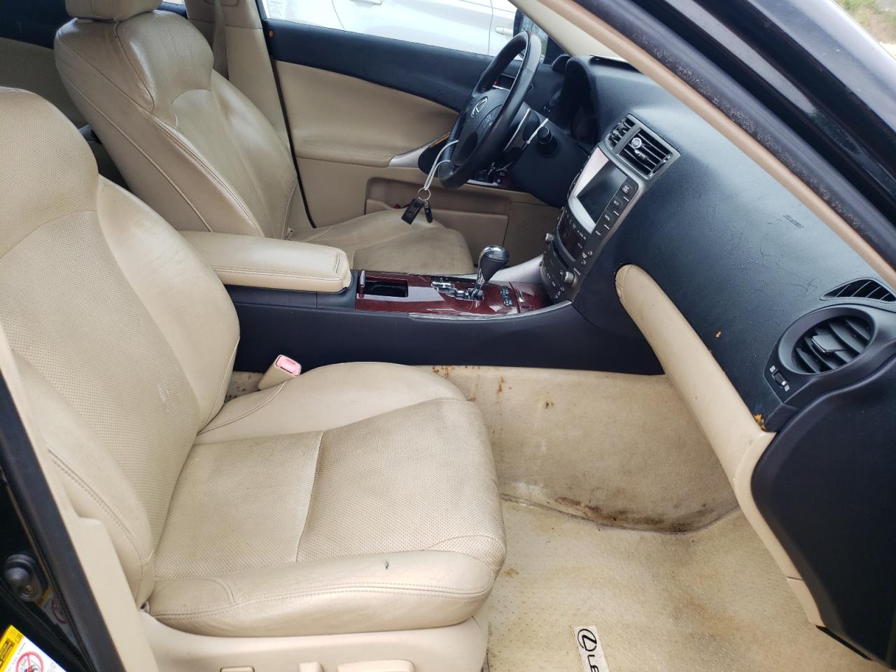 Photo 5 from auction – 2006 LEXUS IS 350 with VIN JTHBE262565000777