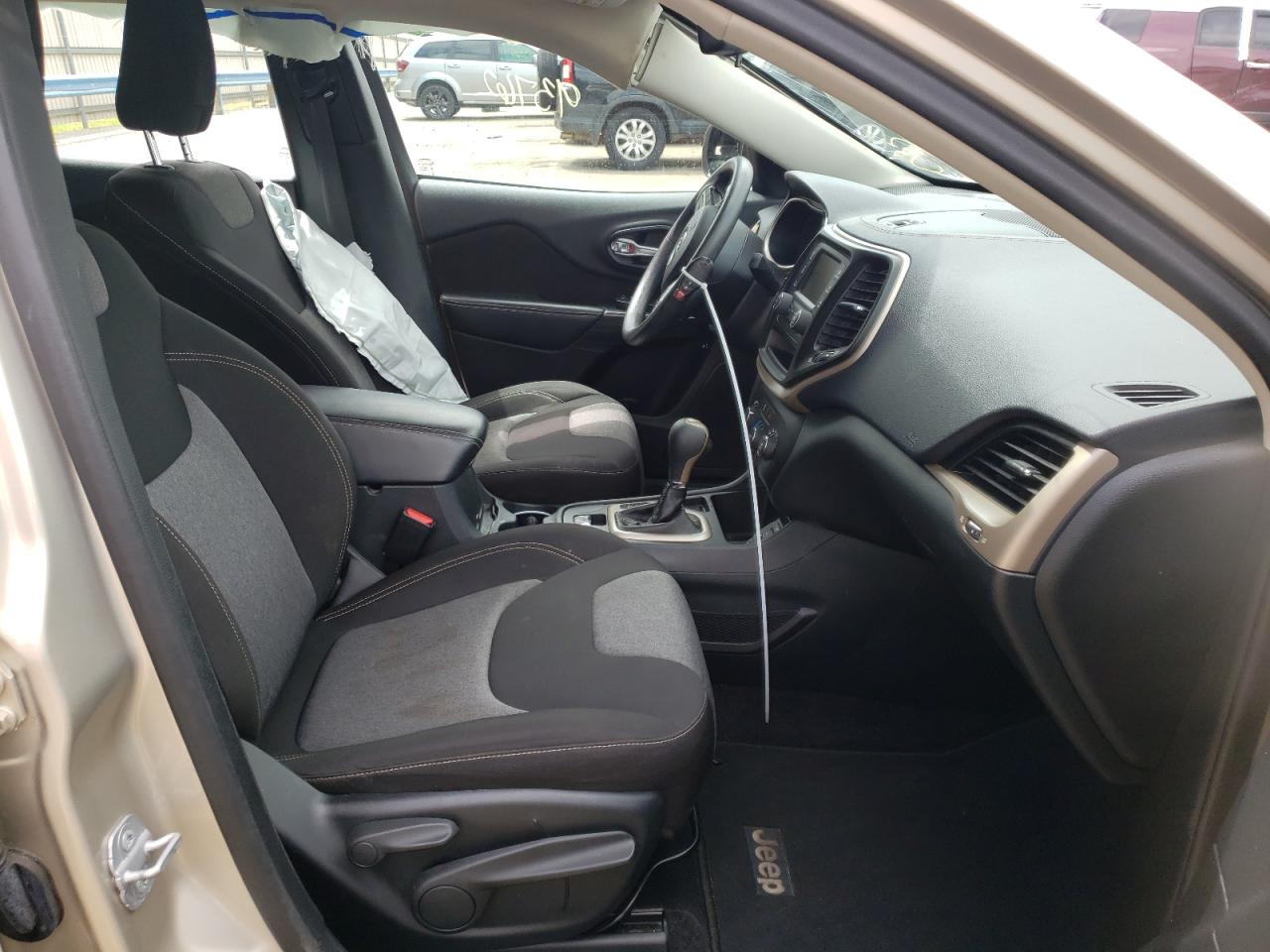 Photo 5 from auction – 2014 JEEP CHEROKEE S with VIN 1C4PJLAB4EW221196