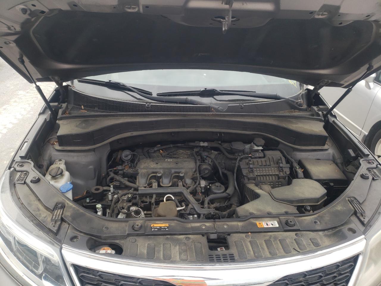 Photo 7 from auction – 2014 KIA SORENTO LX with VIN 5XYKT4A72EG534508