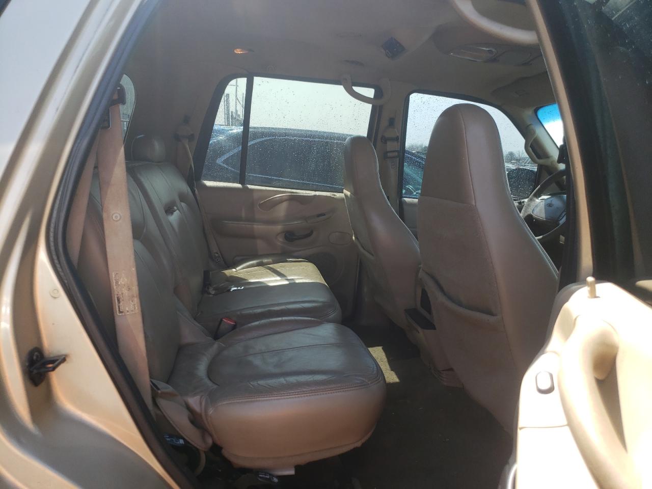Photo 6 from auction – 2000 FORD EXPEDITION with VIN 1FMPU16LXYLB13180