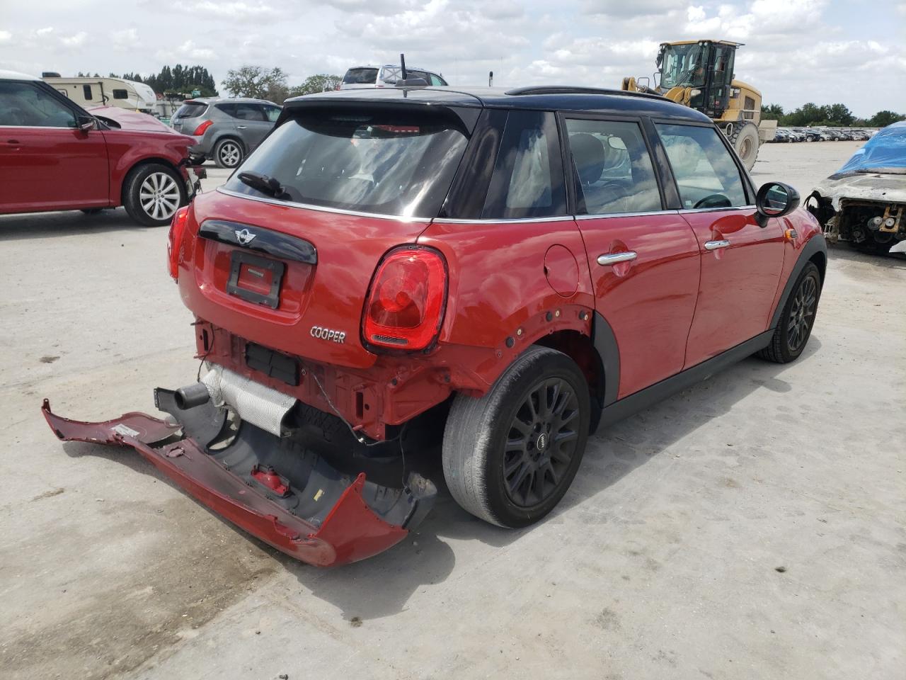 Photo 4 from auction – 2017 MINI COOPER with VIN WMWXU1C57H2E17356