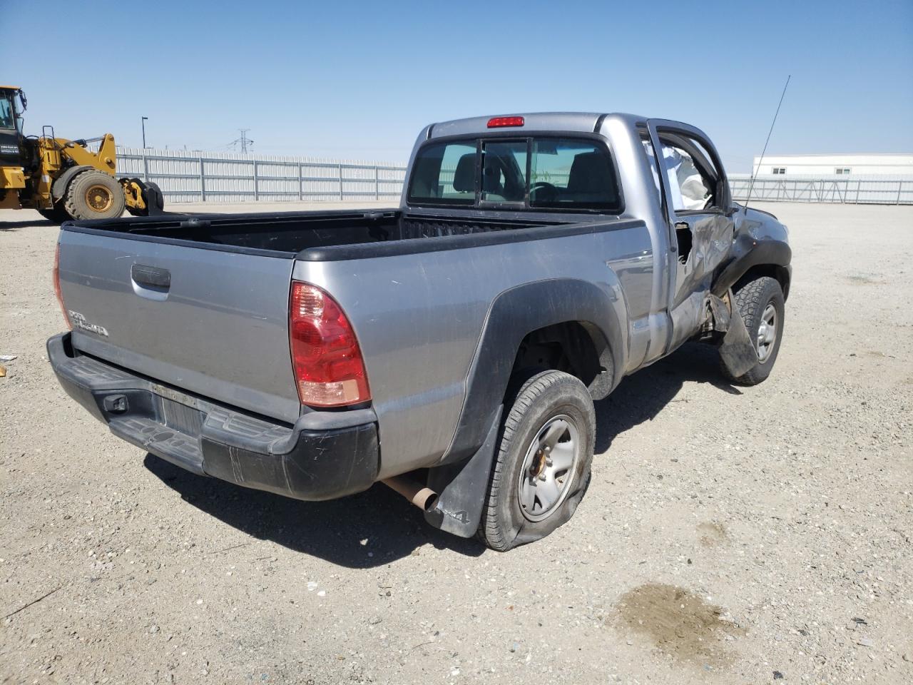 Photo 4 from auction – 2014 TOYOTA TACOMA with VIN 5TFPX4EN1EX022593