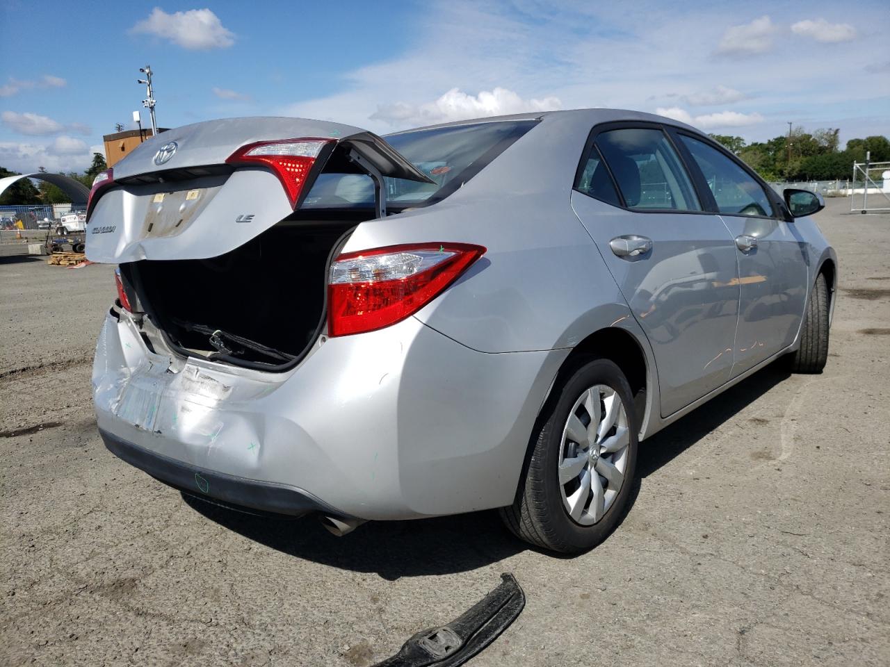 Photo 4 from auction – 2015 TOYOTA COROLLA L with VIN 5YFBURHE8FP362657