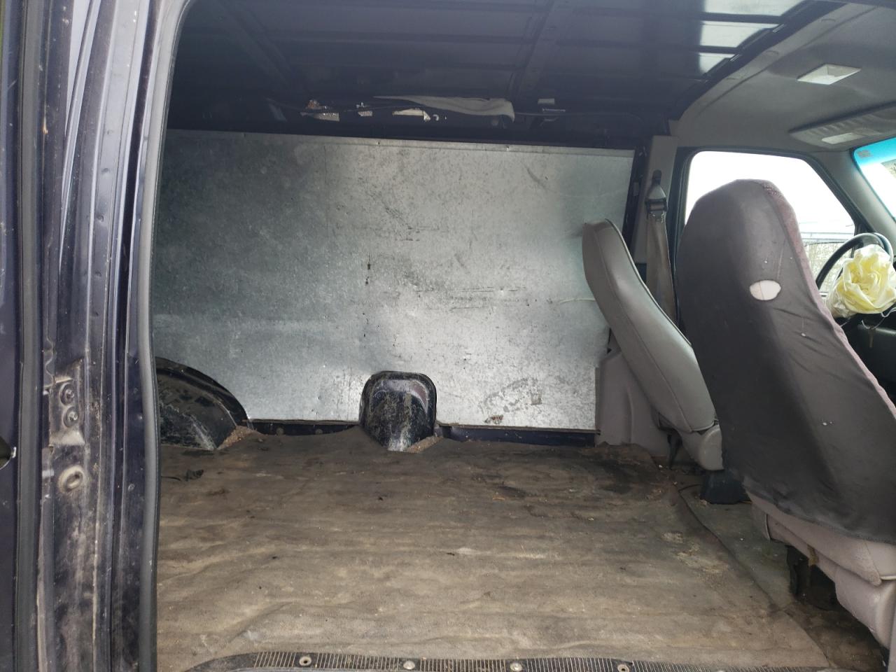 Photo 6 from auction – 1999 FORD ECONOLINE with VIN 1FTPE24L1XHB48153