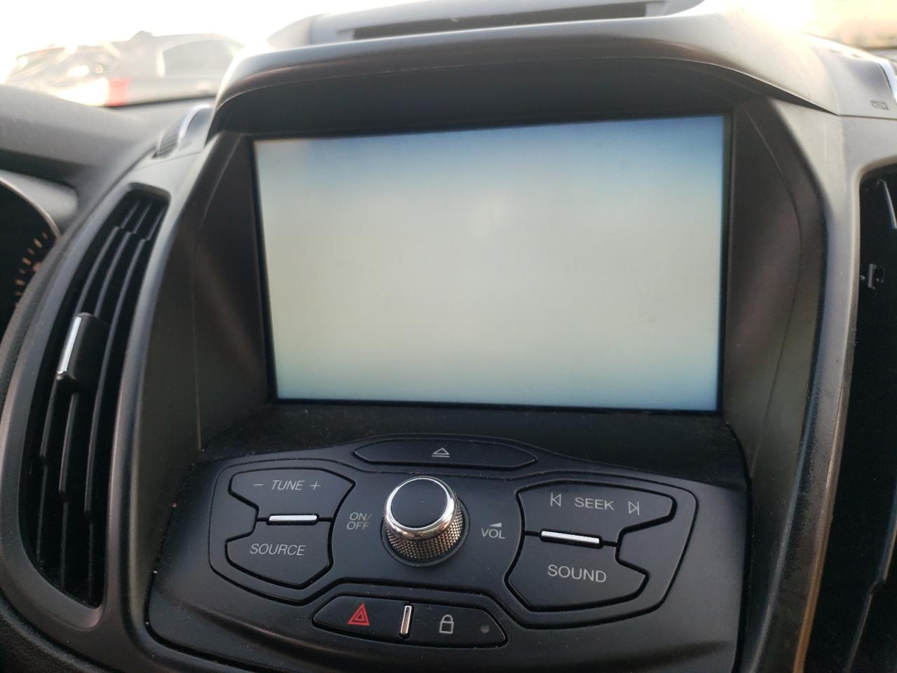 Photo 9 from auction – 2014 FORD ESCAPE SE with VIN 1FMCU9GX9EUC23657