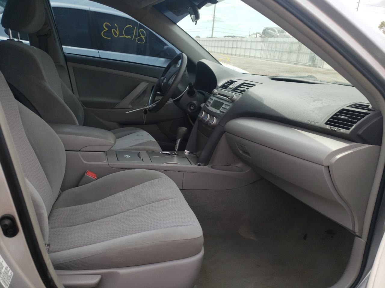 Photo 5 from auction – 2011 TOYOTA CAMRY BASE with VIN 4T1BF3EKXBU765369