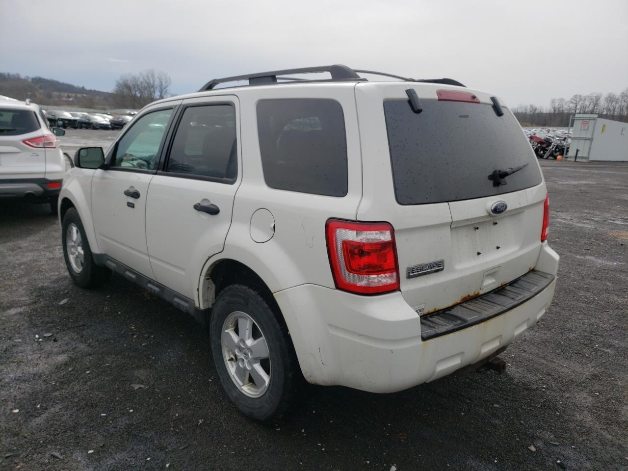 Фото 3 с аукциона – 2010 FORD ESCAPE XLT с VIN 1FMCU0D79AKB76460