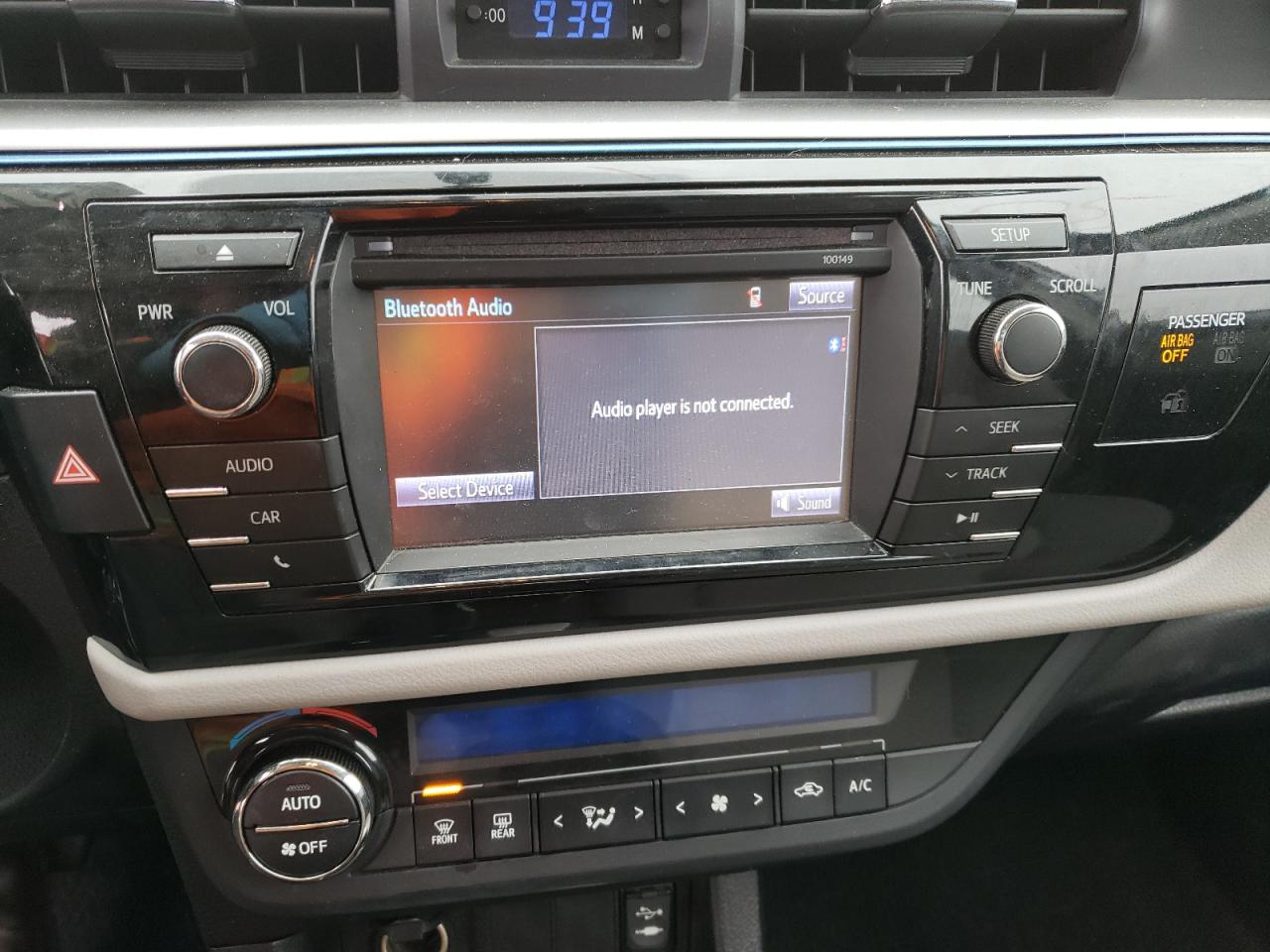 Photo 9 from auction – 2015 TOYOTA COROLLA L with VIN 5YFBURHE9FP307652
