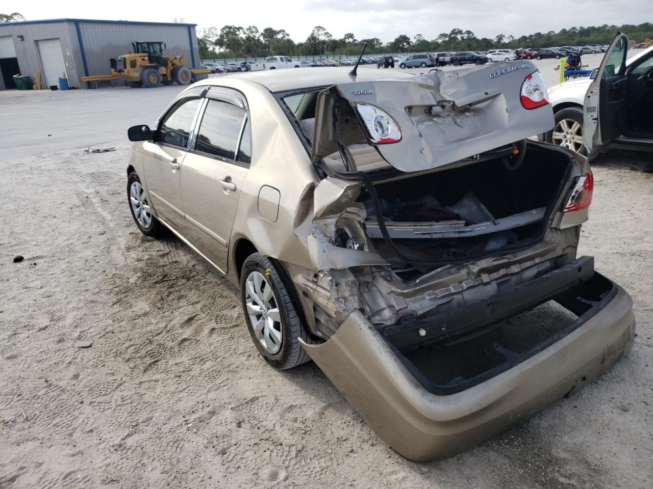 Foto 3 de la subasta – 2005 TOYOTA COROLLA CE con VIN 2T1BR32E35C421538