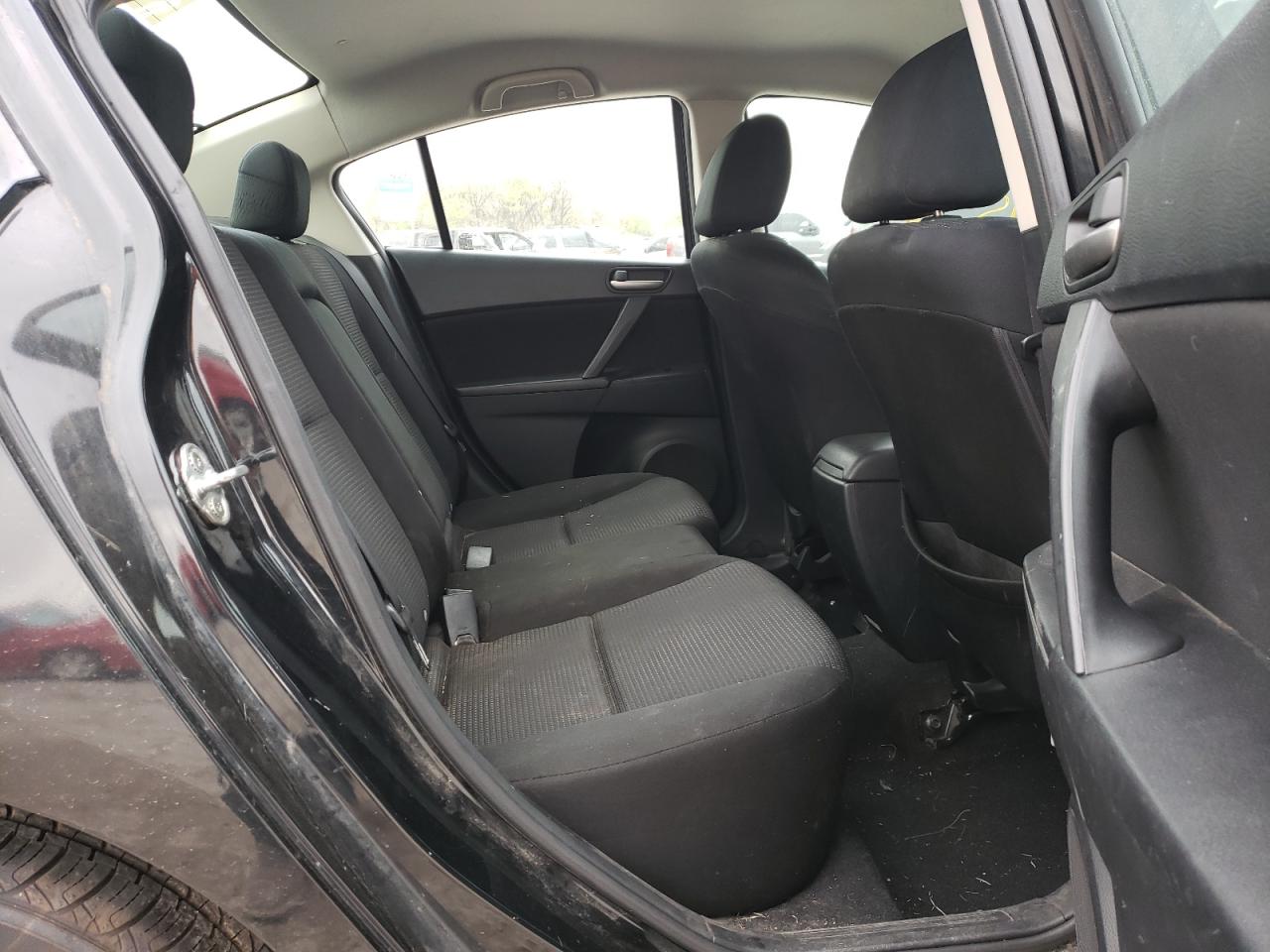 Photo 6 from auction – 2012 MAZDA 3 I with VIN JM1BL1V75C1552085