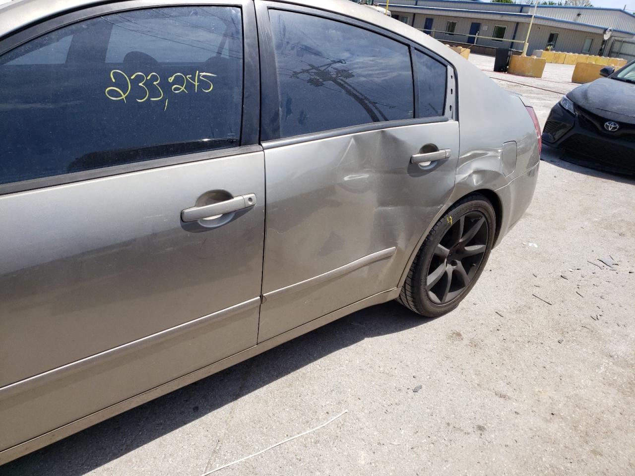 Photo 9 from auction – 2004 NISSAN MAXIMA SE with VIN 1N4BA41E44C913149