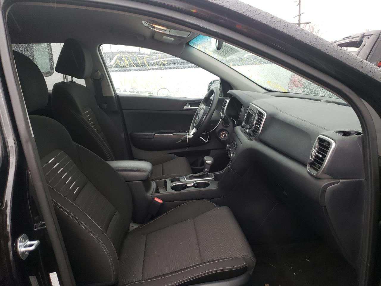 Photo 5 from auction – 2018 KIA SPORTAGE L with VIN KNDPM3AC2J7399743